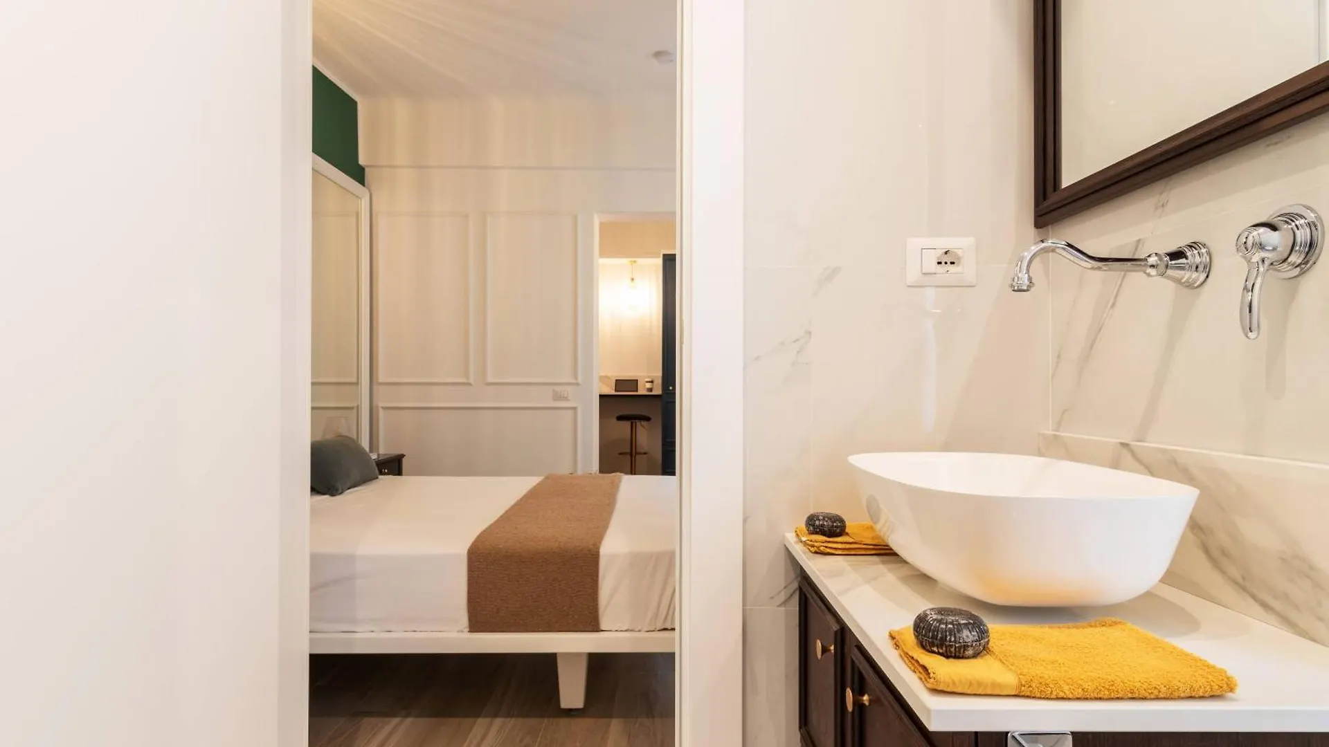 Apartment Vespucci Flexyrent Studio Milan Italy